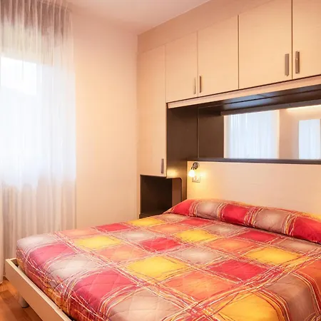 Viola Aparthotel